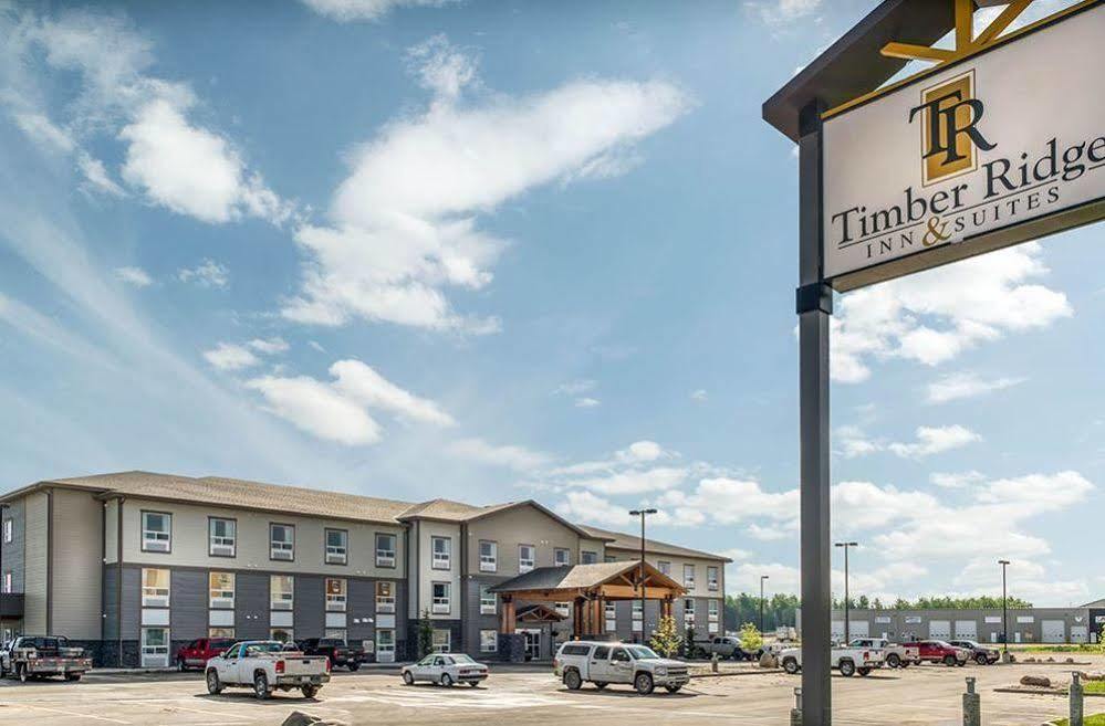 Timber Ridge Inn And Suites Fox Creek المظهر الخارجي الصورة